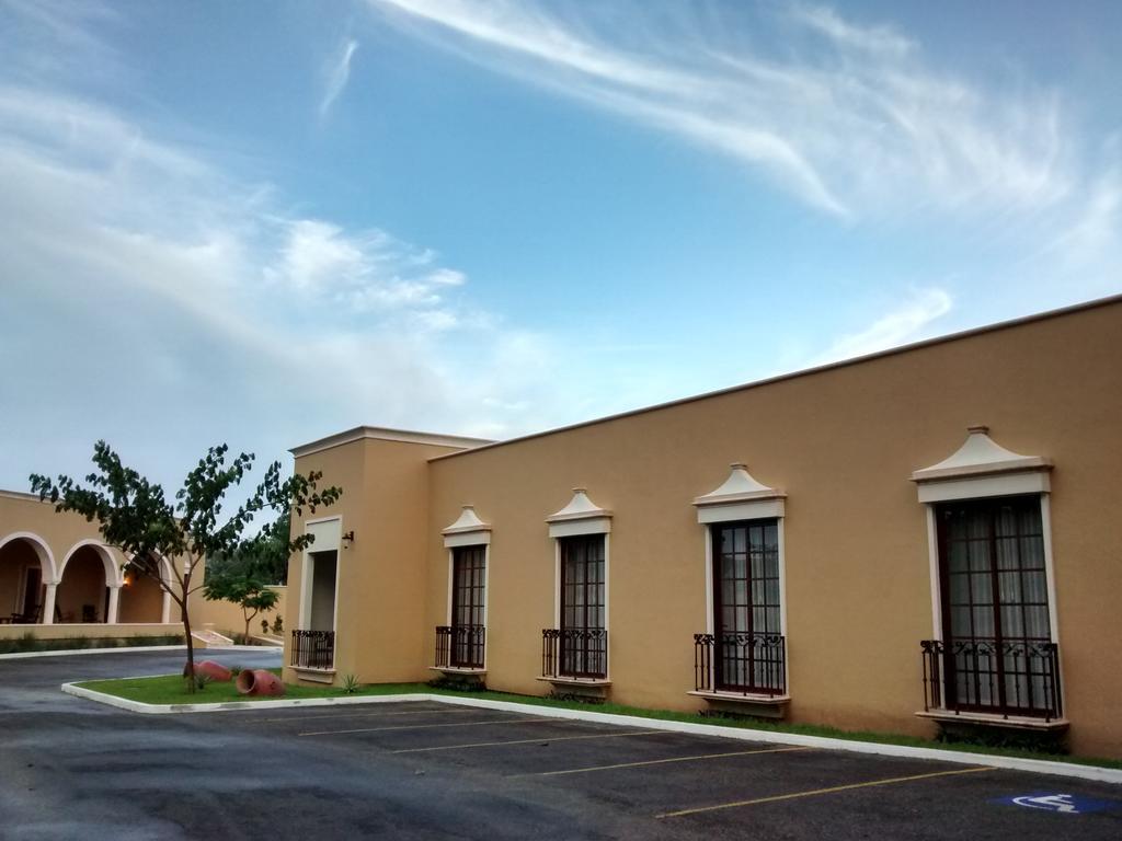 Tecnohotel Valladolid Valladolid  Buitenkant foto