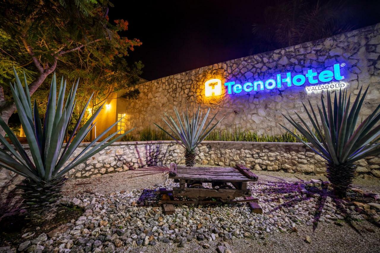 Tecnohotel Valladolid Valladolid  Buitenkant foto